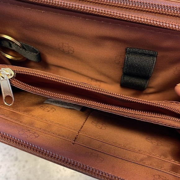 Mundi Small Big Fat Crossbody Photo flip Checkbook Cover Card Pockets 7x4x2 - Picture 3 of 13